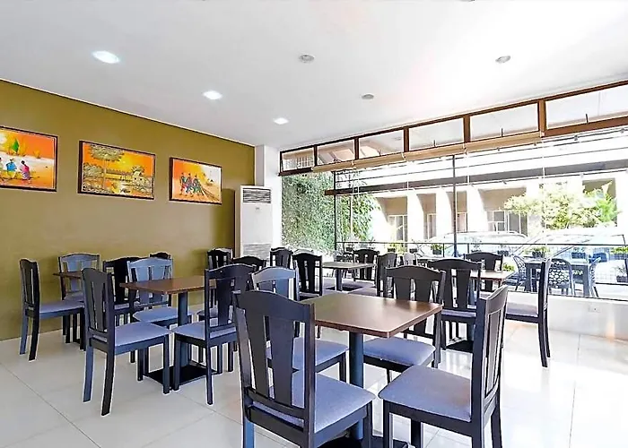 Arzo Grand Hotel